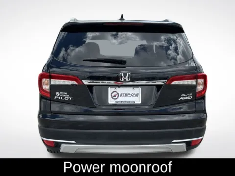 More photos of 2019 Honda Pilot Elite at Step One Cadillac Pensacola, FL