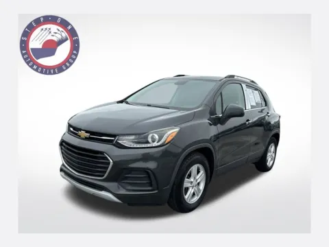 Gray 2018 Chevrolet Trax LT for sale in Pensacola, FL