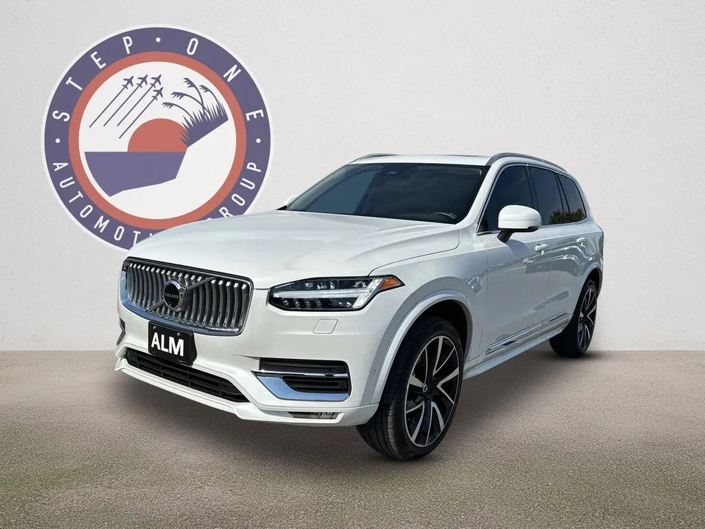 2024 Volvo XC90 B6 Plus 7-Seater Bright theme 4WD's photo