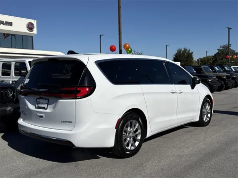 More photos of 2026 Chrysler Pacifica Limited at Step One Chrysler Dodge Jeep Ram Fiat Fort Walton Beach, FL