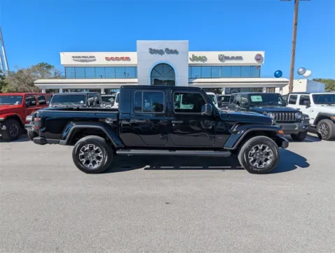 More photos of 2026 Jeep Gladiator Sahara at Step One Chrysler Dodge Jeep Ram Fiat Fort Walton Beach, FL