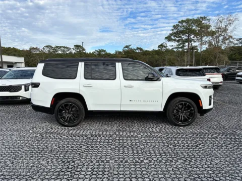 More photos of 2026 Jeep Grand Wagoneer Summit at Step One Chrysler Dodge Jeep Ram Fiat Fort Walton Beach, FL