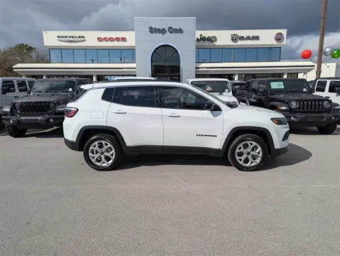 More photos of 2026 Jeep Compass Latitude at Step One Chrysler Dodge Jeep Ram Fiat Fort Walton Beach, FL