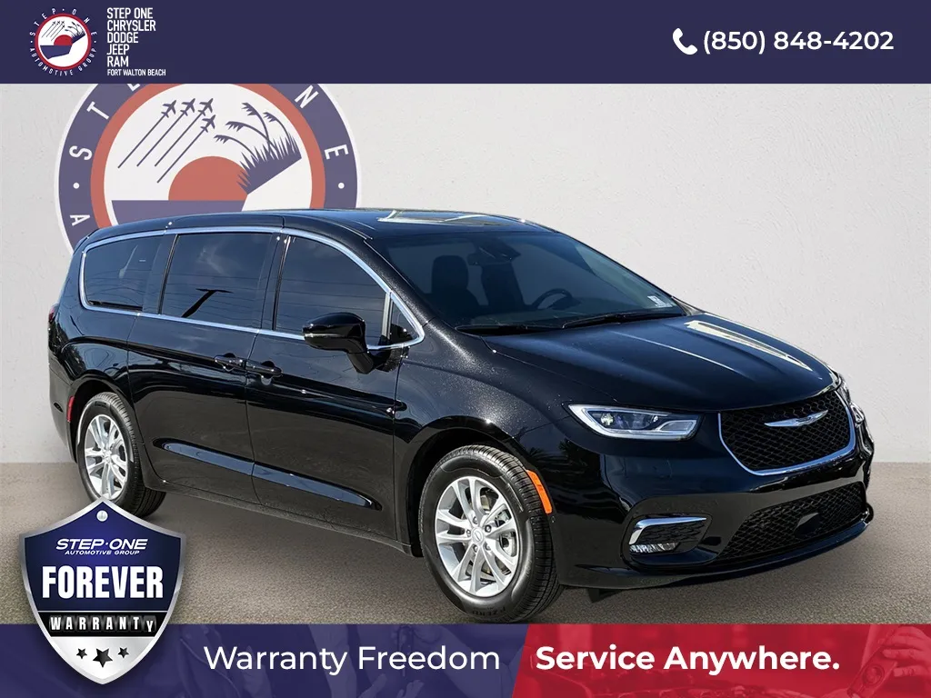 Black 2026 Chrysler Pacifica Select for sale in Fort Walton Beach, FL