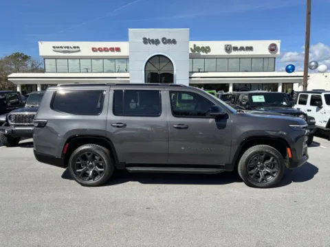 More photos of 2026 Jeep Grand Wagoneer Limited Altitude at Step One Chrysler Dodge Jeep Ram Fiat Fort Walton Beach, FL