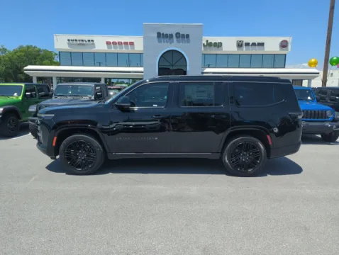 More photos of 2026 Jeep Grand Wagoneer Limited Reserve at Step One Chrysler Dodge Jeep Ram Fiat Fort Walton Beach, FL