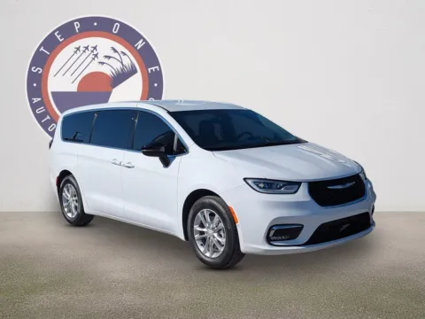 Photos of 2026 Chrysler Pacifica Select for sale in Fort Walton Beach, FL at Step One Chrysler Dodge Jeep Ram Fiat Fort Walton Beach