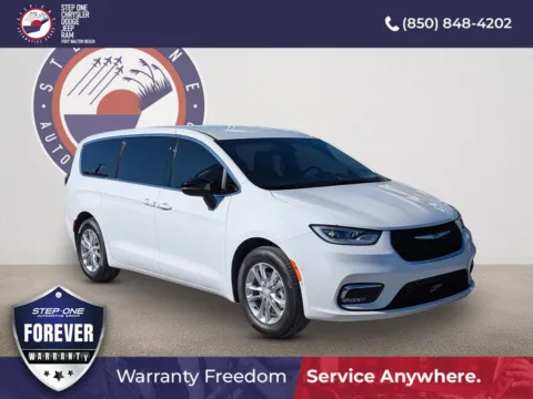 White 2026 Chrysler Pacifica Select for sale in Fort Walton Beach, FL