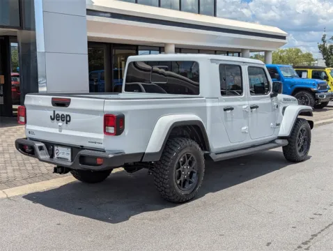 More photos of 2025 Jeep Gladiator Sport at Step One Chrysler Dodge Jeep Ram Fiat Fort Walton Beach, FL