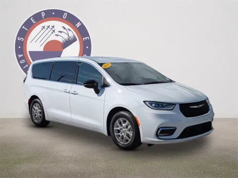 Photos of 2025 Chrysler Pacifica Select for sale in Fort Walton Beach, FL at Step One Chrysler Dodge Jeep Ram Fiat Fort Walton Beach