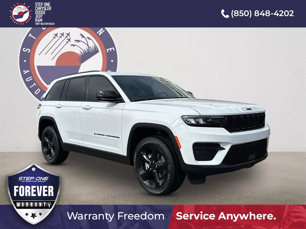 White 2025 Jeep Grand Cherokee Altitude X for sale in Fort Walton Beach, FL