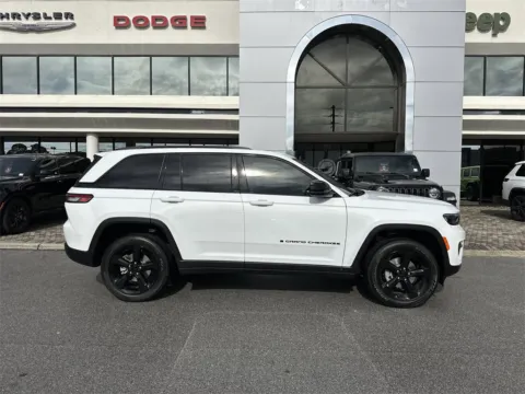 More photos of 2025 Jeep Grand Cherokee Altitude X at Step One Chrysler Dodge Jeep Ram Fiat Fort Walton Beach, FL