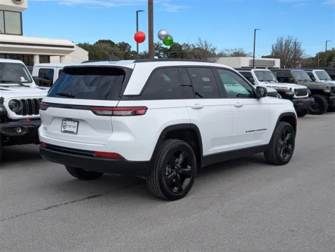 More photos of 2025 Jeep Grand Cherokee Altitude X at Step One Chrysler Dodge Jeep Ram Fiat Fort Walton Beach, FL
