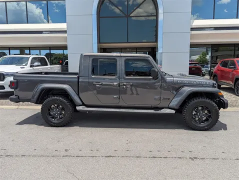 More photos of 2025 Jeep Gladiator High Tide at Step One Chrysler Dodge Jeep Ram Fiat Fort Walton Beach, FL