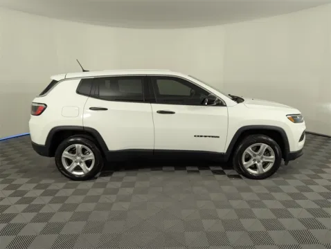 More photos of 2023 Jeep Compass Sport at Step One Chrysler Dodge Jeep Ram Fiat Fort Walton Beach, FL
