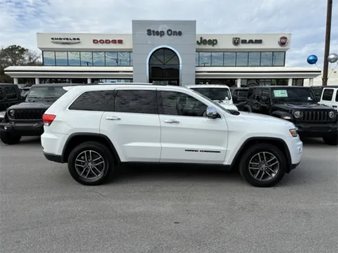 More photos of 2020 Jeep Grand Cherokee Altitude at Step One Chrysler Dodge Jeep Ram Fiat Fort Walton Beach, FL