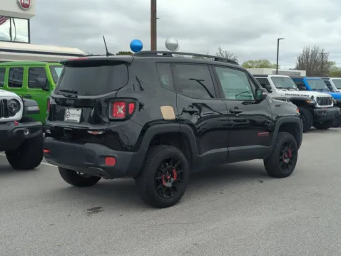 More photos of 2018 Jeep Renegade Trailhawk at Step One Chrysler Dodge Jeep Ram Fiat Fort Walton Beach, FL