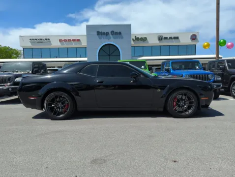 More photos of 2022 Dodge Challenger R/T Scat Pack Widebody at Step One Chrysler Dodge Jeep Ram Fiat Fort Walton Beach, FL
