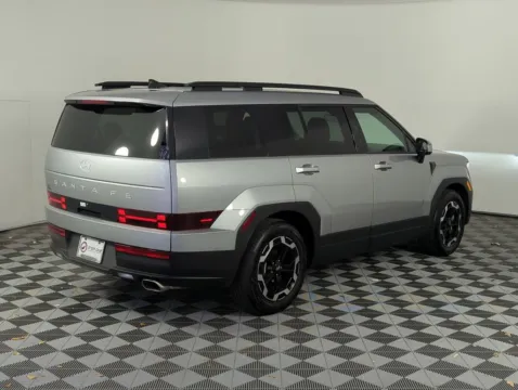 More photos of 2025 Hyundai Santa Fe SEL at Step One Chrysler Dodge Jeep Ram Fiat Fort Walton Beach, FL