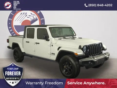 White 2022 Jeep Gladiator Willys for sale in Fort Walton Beach, FL