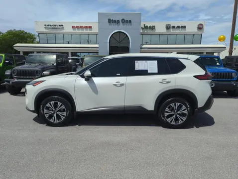 More photos of 2021 Nissan Rogue SV at Step One Chrysler Dodge Jeep Ram Fiat Fort Walton Beach, FL