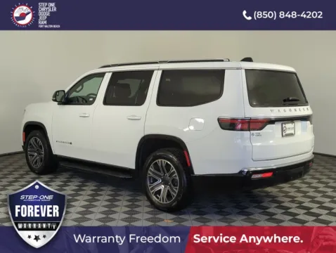 More photos of 2024 Jeep Wagoneer Series II at Step One Chrysler Dodge Jeep Ram Fiat Fort Walton Beach, FL