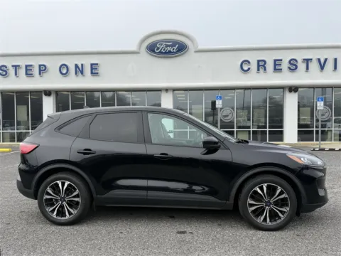 More photos of 2022 Ford Escape SE at Step One Ford Crestview, FL