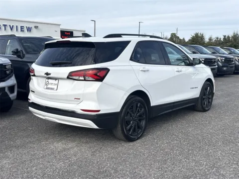 More photos of 2022 Chevrolet Equinox RS at Step One Ford Crestview, FL