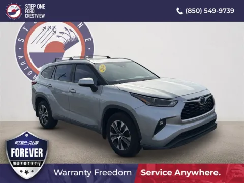 Silver 2021 Toyota Highlander XLE for sale in Crestview, FL