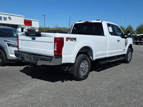More photos of 2022 Ford F-350SD Lariat at Step One Ford Crestview, FL