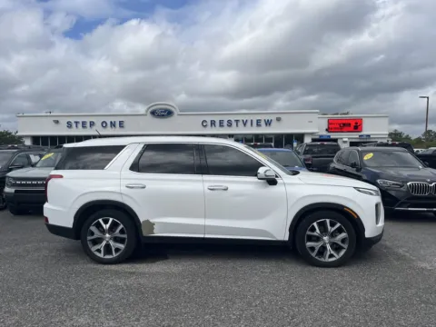 More photos of 2022 Hyundai Palisade SEL at Step One Ford Crestview, FL