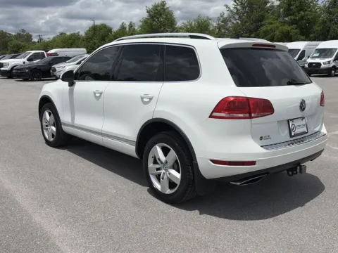 More photos of 2014 Volkswagen Touareg V6 TDI at Step One Ford Crestview, FL
