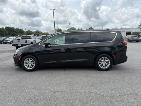More photos of 2023 Chrysler Pacifica Touring L at Step One Ford Crestview, FL