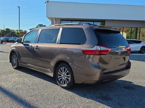 More photos of 2019 Toyota Sienna XLE at Step One Kia Fort Walton Beach, FL