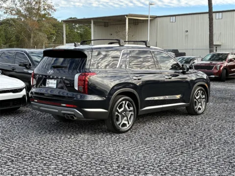 More photos of 2024 Hyundai Palisade SEL at Step One Kia Fort Walton Beach, FL
