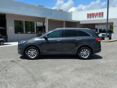 More photos of 2016 Kia Sorento LX at Step One Kia Fort Walton Beach, FL