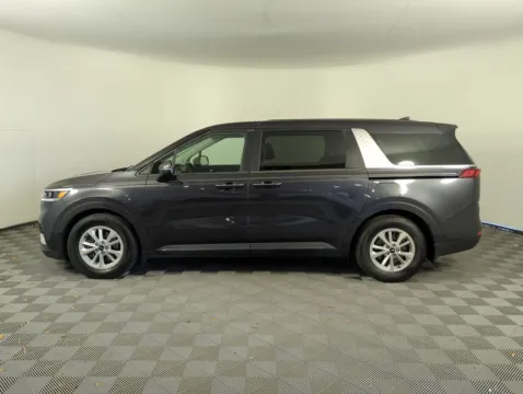 More photos of 2023 Kia Carnival LX at Step One Kia Fort Walton Beach, FL