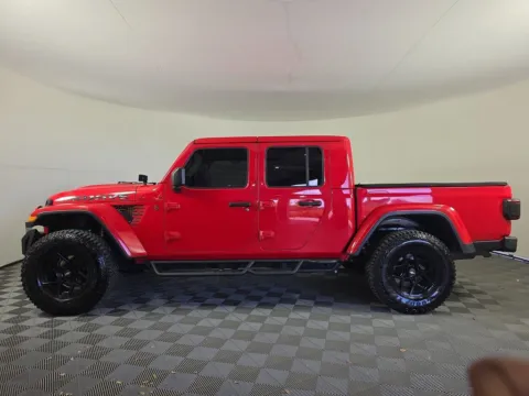 More photos of 2021 Jeep Gladiator Mojave at Step One Kia Fort Walton Beach, FL