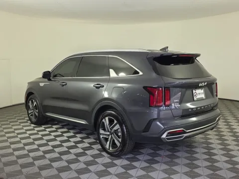 More photos of 2022 Kia Sorento Plug-In Hybrid SX at Step One Kia Fort Walton Beach, FL
