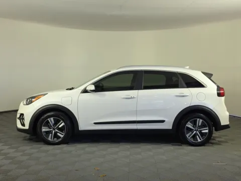 More photos of 2022 Kia Niro Plug-In Hybrid EX Premium at Step One Kia Fort Walton Beach, FL