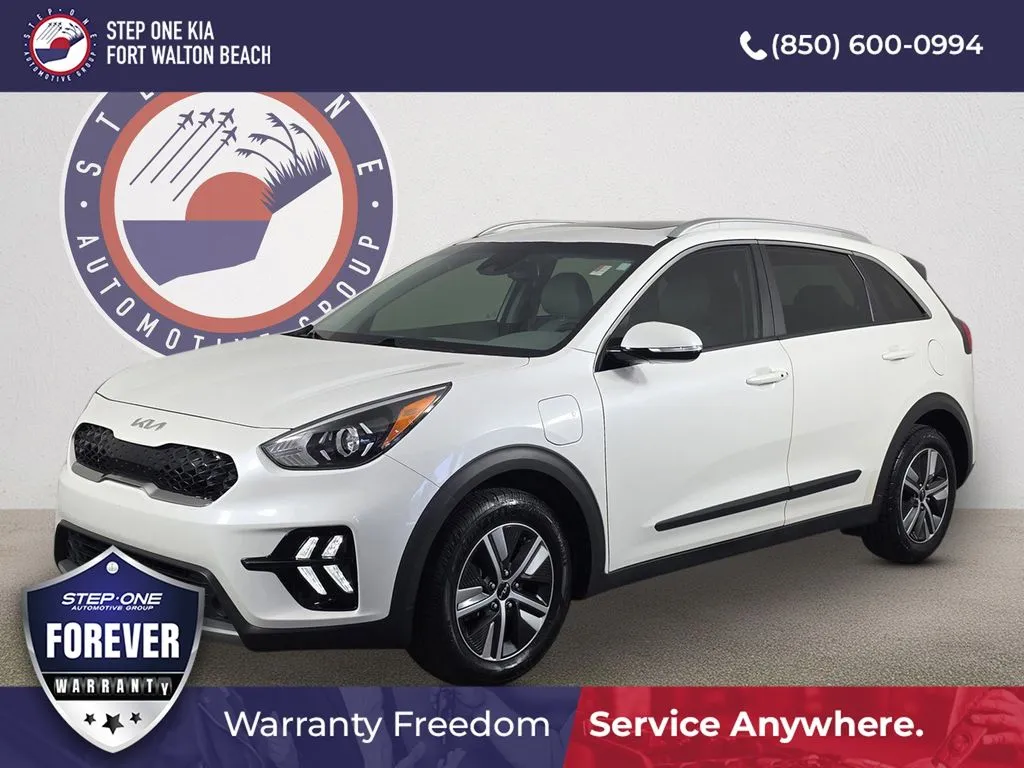 White 2022 Kia Niro Plug-In Hybrid EX Premium for sale in Fort Walton Beach, FL
