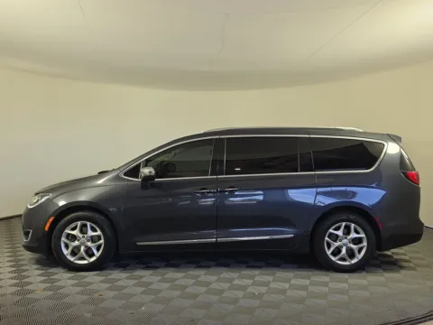 More photos of 2020 Chrysler Pacifica Limited at Step One Kia Fort Walton Beach, FL