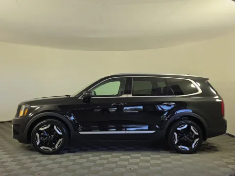 More photos of 2024 Kia Telluride S at Step One Kia Fort Walton Beach, FL