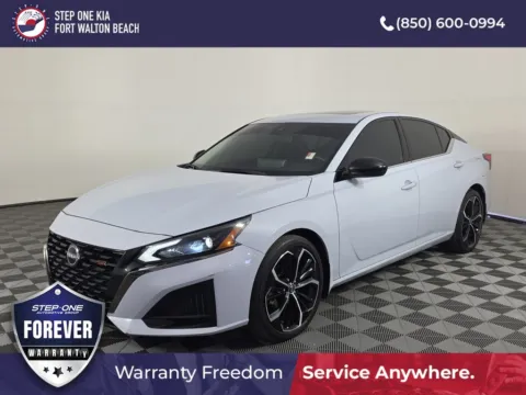 White 2023 Nissan Altima 2.5 SR for sale in Fort Walton Beach, FL