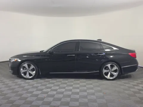 More photos of 2018 Honda Accord Touring at Step One Kia Fort Walton Beach, FL