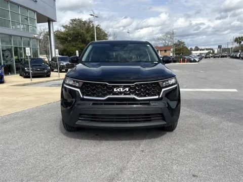 More photos of 2023 Kia Sorento LX at Step One Subaru Fort Walton Beach, FL