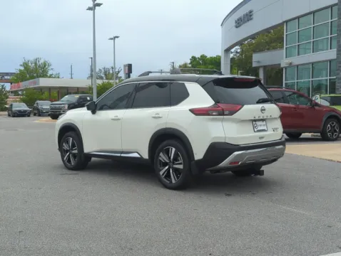 More photos of 2022 Nissan Rogue Platinum at Step One Subaru Fort Walton Beach, FL