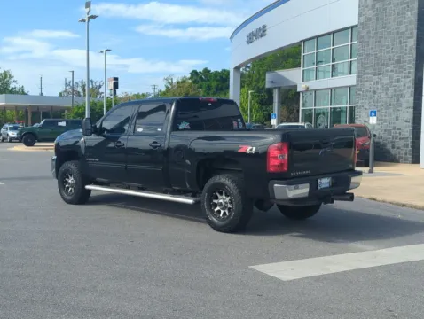 More photos of 2009 Chevrolet Silverado 2500HD LTZ at Step One Subaru Fort Walton Beach, FL