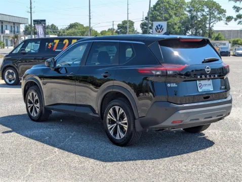 More photos of 2023 Nissan Rogue SV at Step One Volkswagen Fort Walton Beach, FL