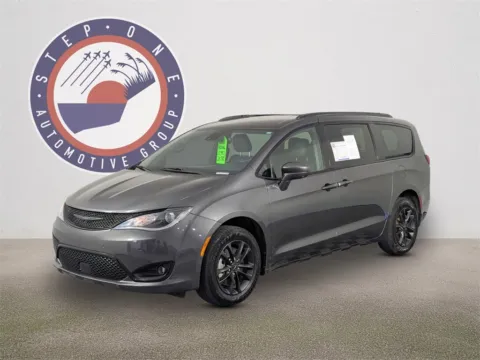 Photos of 2020 Chrysler Pacifica Launch Edition for sale in Fort Walton Beach, FL at Step One Volkswagen Fort Walton Beach